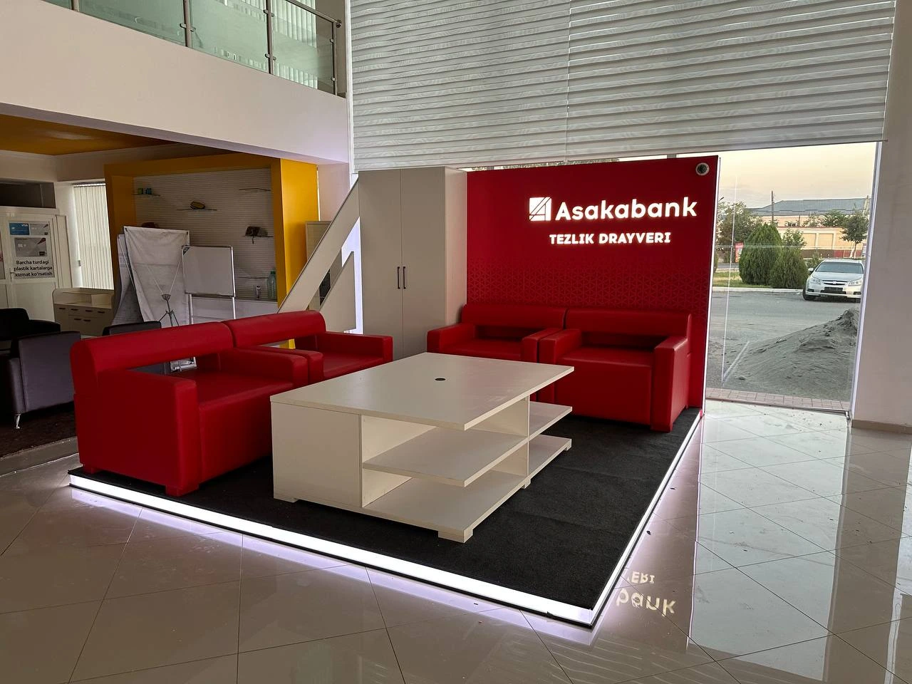 Asakabank client lounge — Photograph of completed work