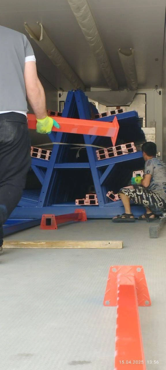 Cantilever rack for long goods, view 3